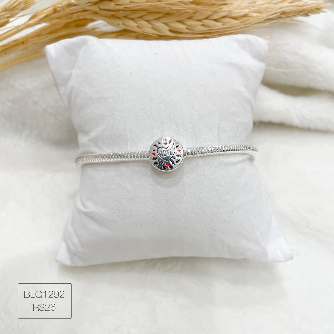 Berloque Love Preto c/ 4 Cora. Verm. Passador Esmaltado Prateado